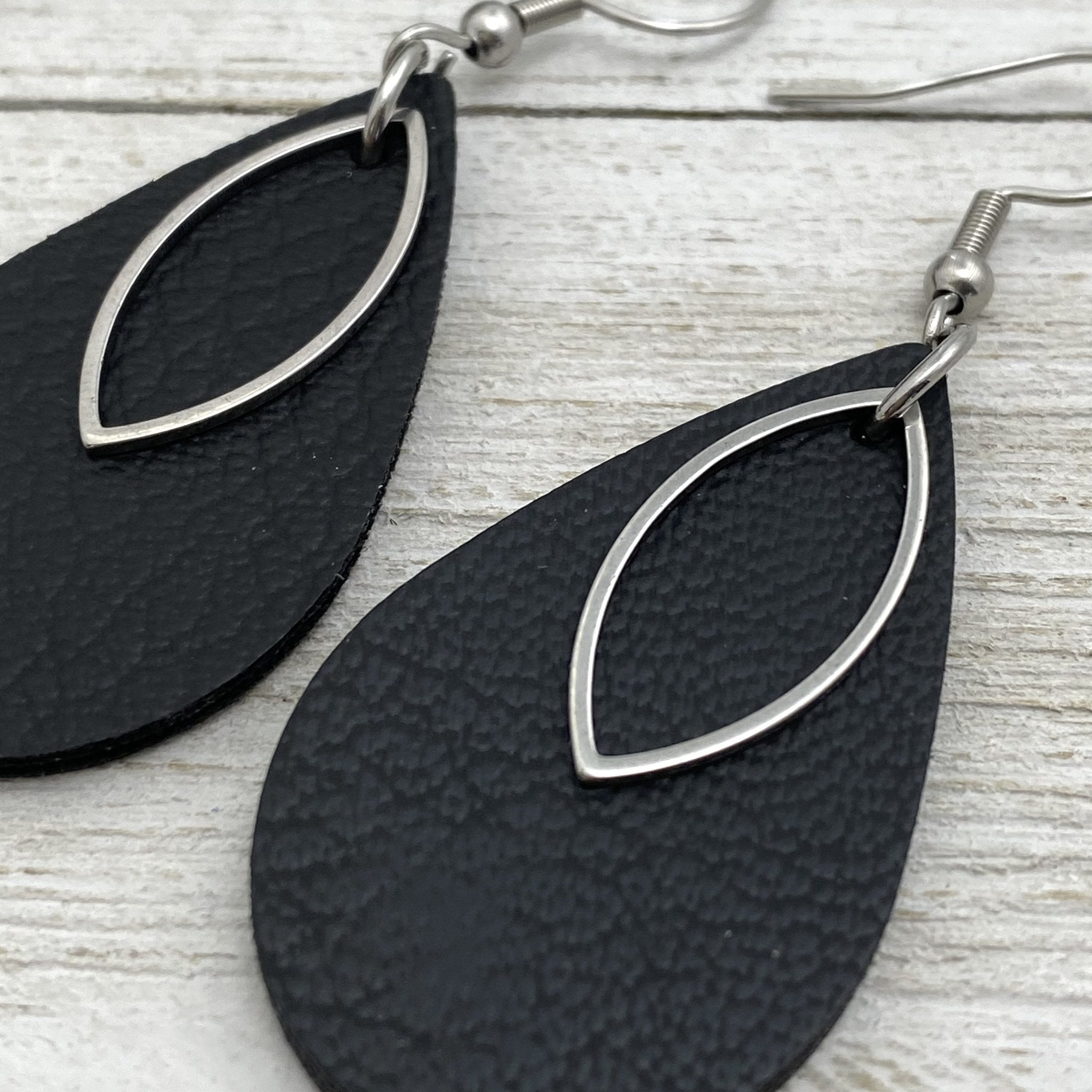 Wholesale leather hot sale teardrop earrings